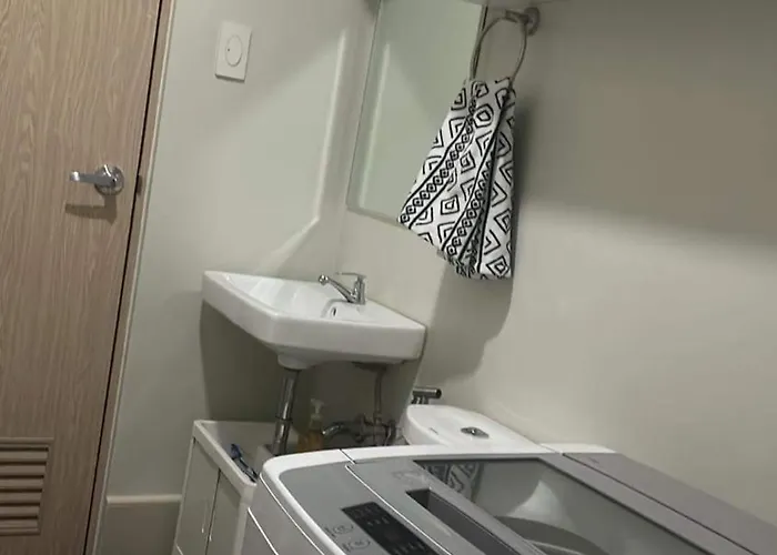 Apartahotel 2br Smdc Charm Metro Manila