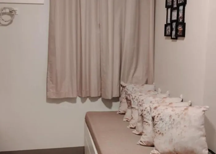 Apartahotel 2br Smdc Charm Metro *